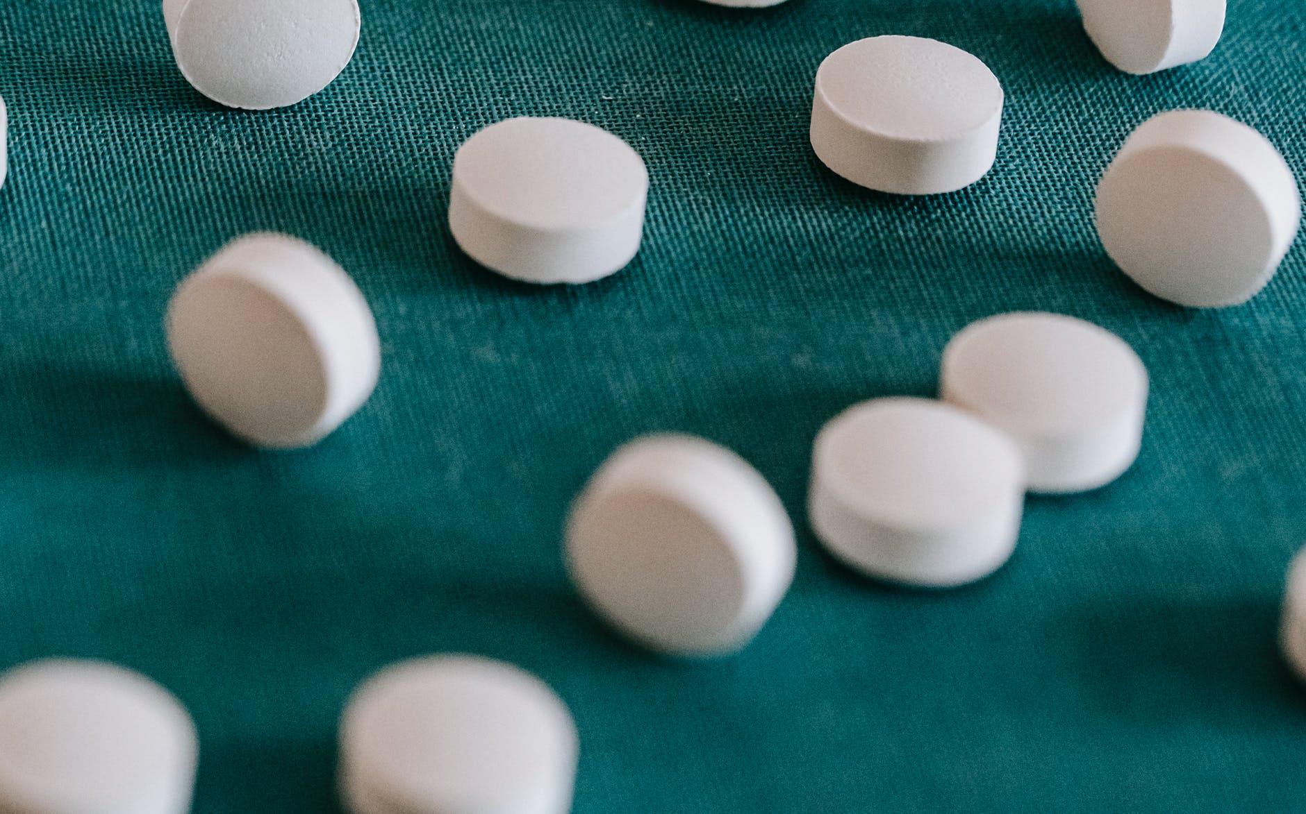 pile of white spilled pills